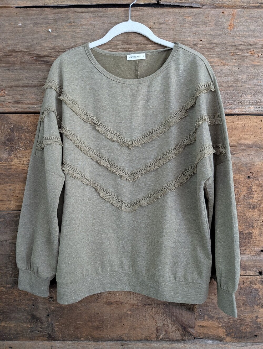 AndtheWhy Women's Boho Western Heather Green Sweatshirt Size  Medium